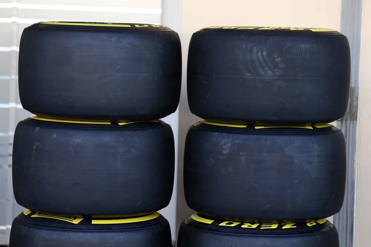 F1 Pirelli: il 25-26 gennaio test sul bagnato