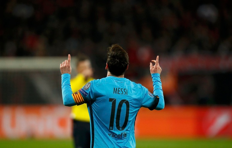 Barcellona, Messi: «Maradona unico mio idolo»