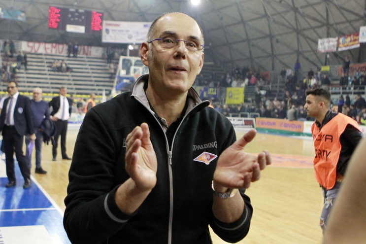 Basket A2, Roma ad Agrigento, Brescia ko