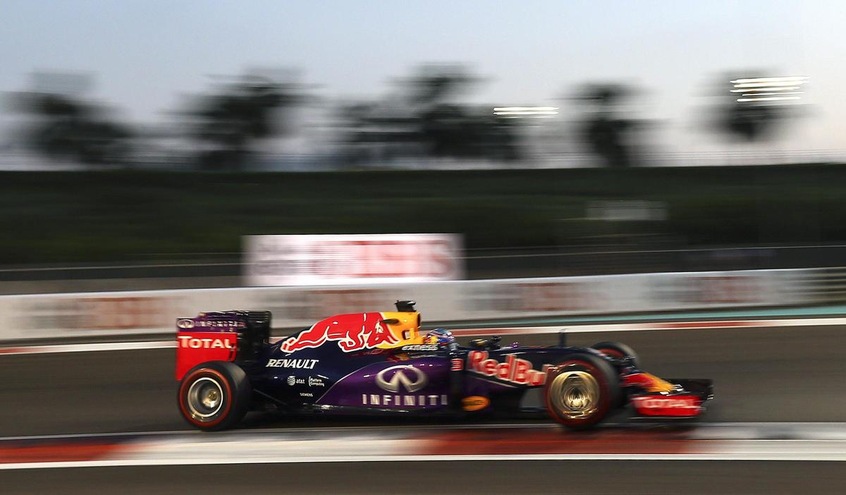 F1, Ricciardo vola nei test sul bagnato