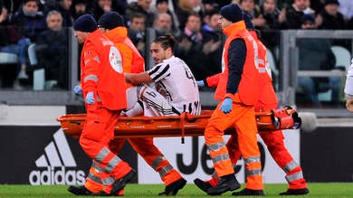 Juventus, Caceres sarà operato al tendine d'Achille