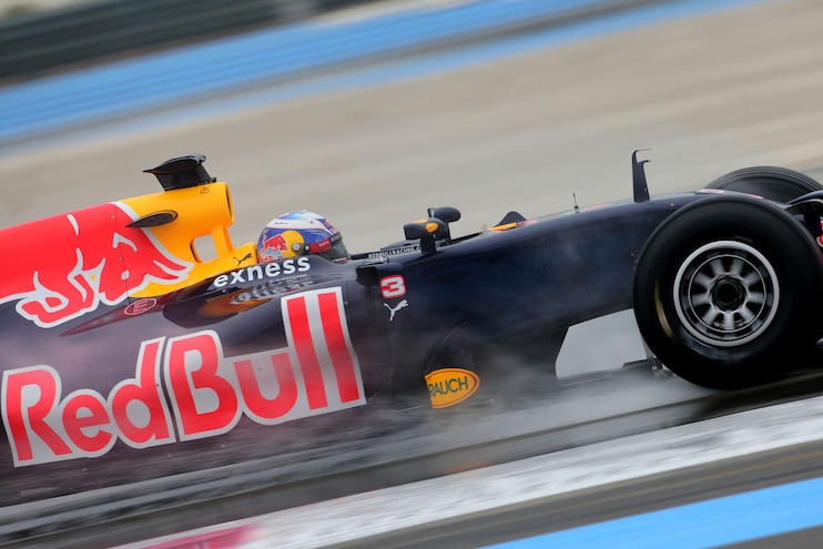 F1, la Red Bull presenta il nuovo look