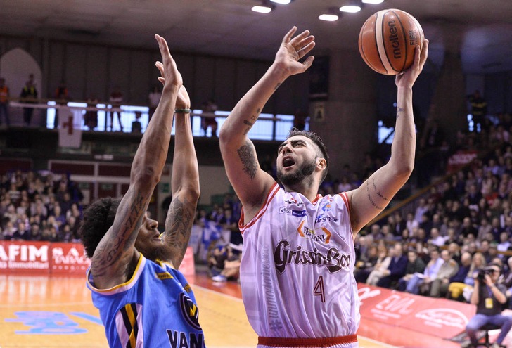 Basket Serie A, Reggio vittoria all'italiana