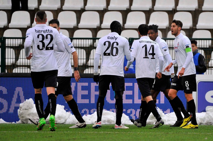 Serie B, Pro Vercelli da sogno: 5-2 contro il Pescara