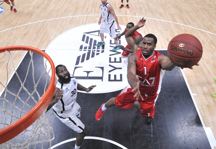 Basket, Serie A: Milano avanti contro Reggio Emilia