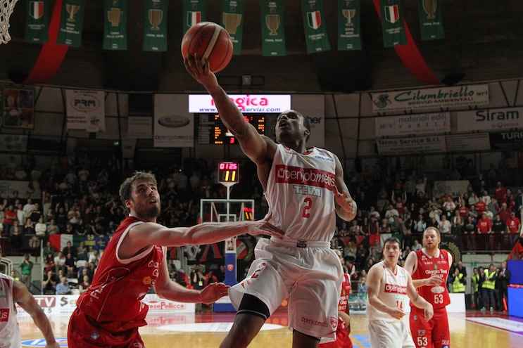 Trento e Varese, notte decisiva