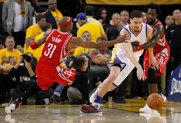 Thompson stende Houston, Golden State sul 2-0