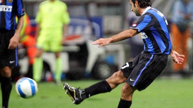 Figo, stoccata all'Inter: «Stagione fallimentare senza la Champions»