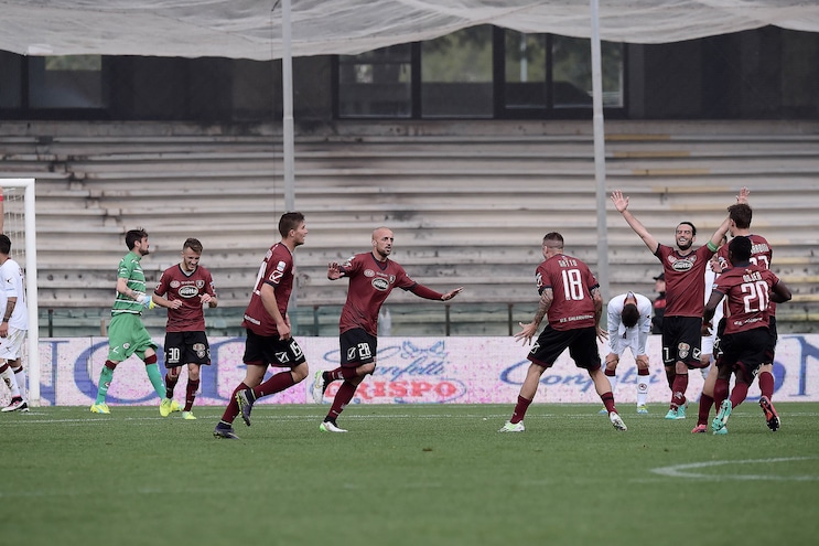 Serie B, Salernitana-Livorno, 3-1 nello scontro salvezza