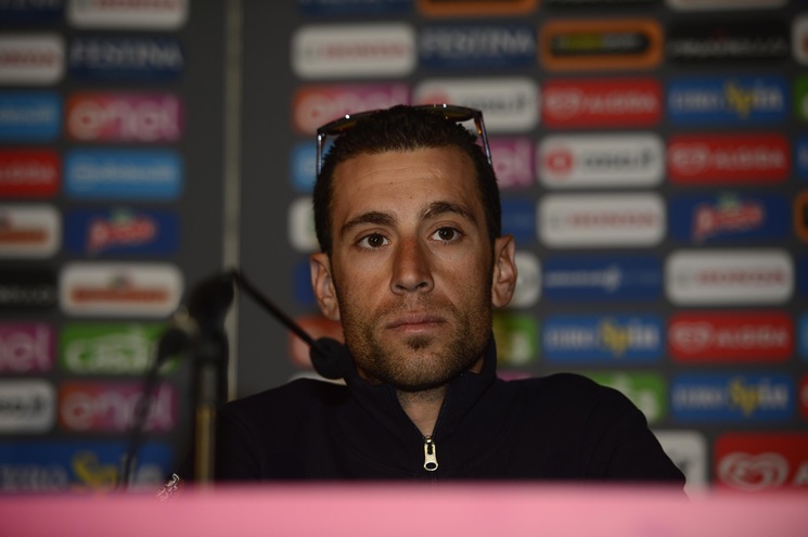 Giro d'Italia, Nibali scala già le quote