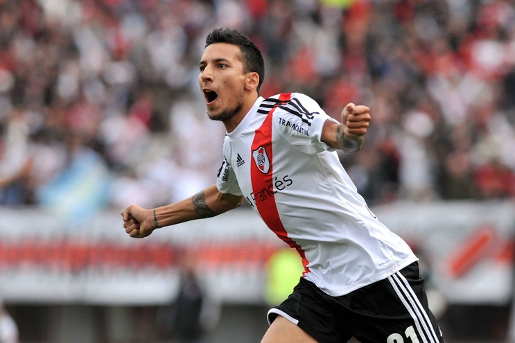 Milan, Vangioni è pronto a sbarcare in Italia