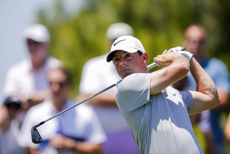 Golf, McIlroy vince nella sua Irlanda