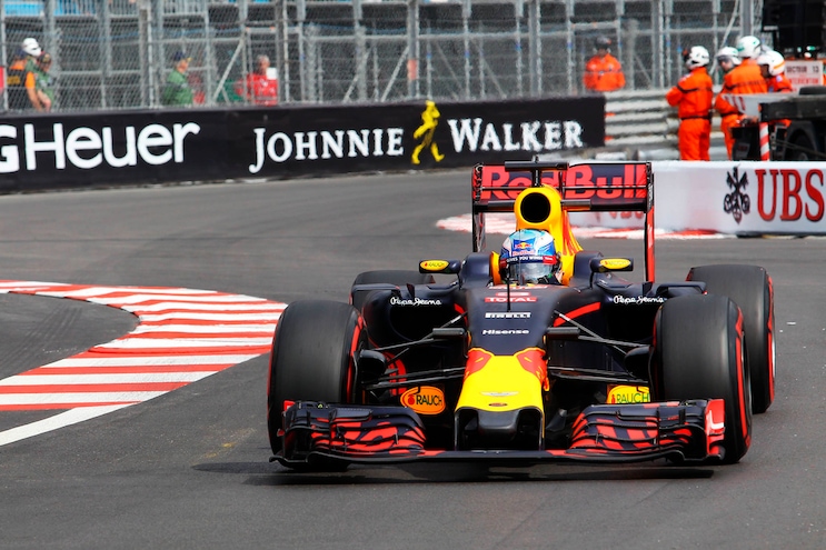 F1 Gp Monaco: Ricciardo in pole, 4° Vettel