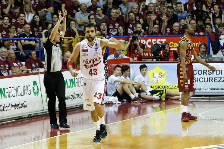 Basket, Serie A: Milano avanti in gara 5