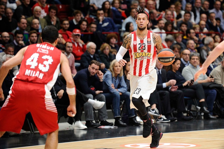 Magia di Spanoulis, Hackett campione di Grecia