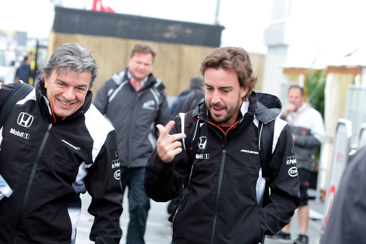 F1, Alonso: a Montreal un casco per Salom