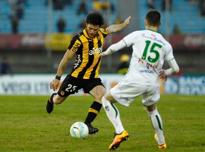 Calciomercato Pescara, pressing su Nandez del Penarol