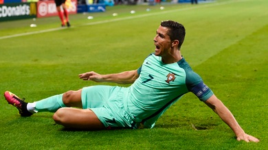 Euro 2016, Portogallo-Galles 2-0: Ronaldo gol e assist per Nani, lusitani in finale