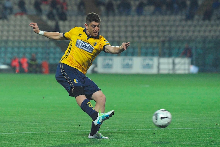 Calciomercato Crotone, Mazzarani ufficiale in rossoblu