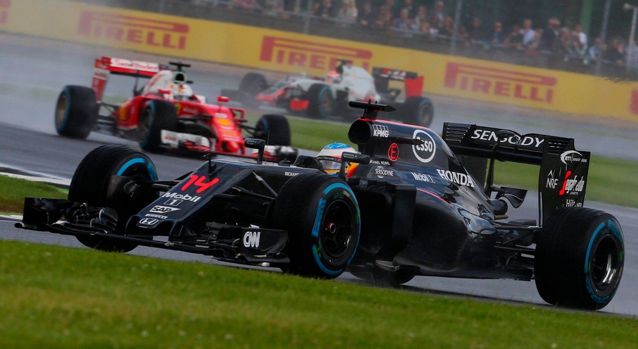 F1, Alonso primo nei test a Silverstone