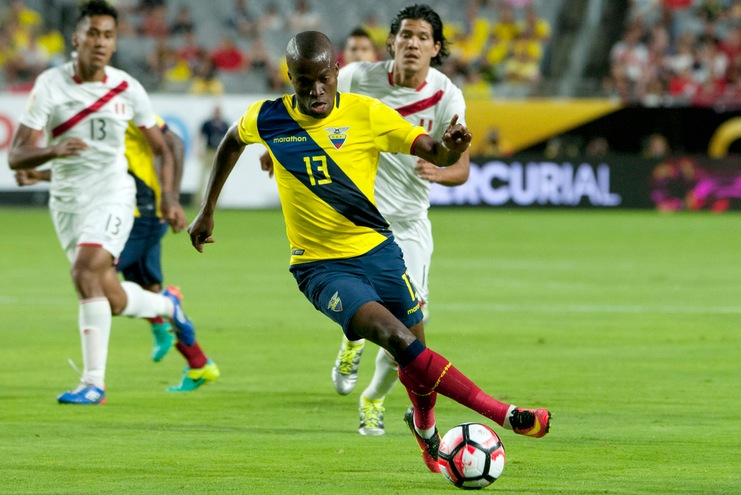 Calciomercato Lazio, aumenta il pressing per Valencia