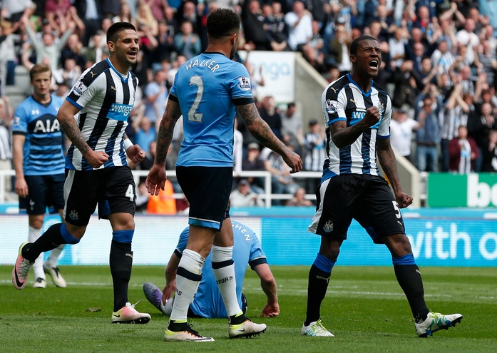 Calciomercato: «Liverpool, Tottenham ed Everton su Wijnaldum»