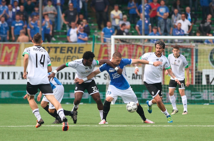 Calciomercato Milan, ufficiale Agazzi al Cesena