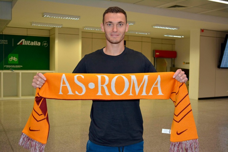 Calciomercato Roma, Vermaelen ufficiale: avrà il numero 15 di Pjanic