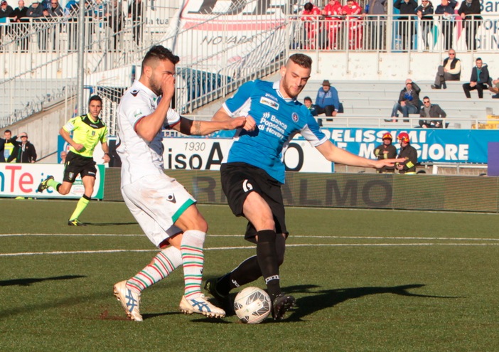 Calciomercato Novara, saluta Vicari: è ufficiale alla Spal