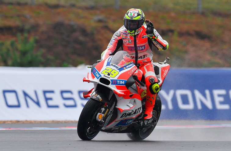 MotoGp Silverstone, Iannone: «Siamo competitivi»