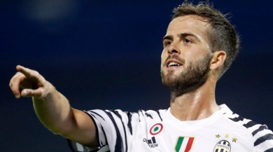 Juventus, Pjanic sta già prendendo la mira