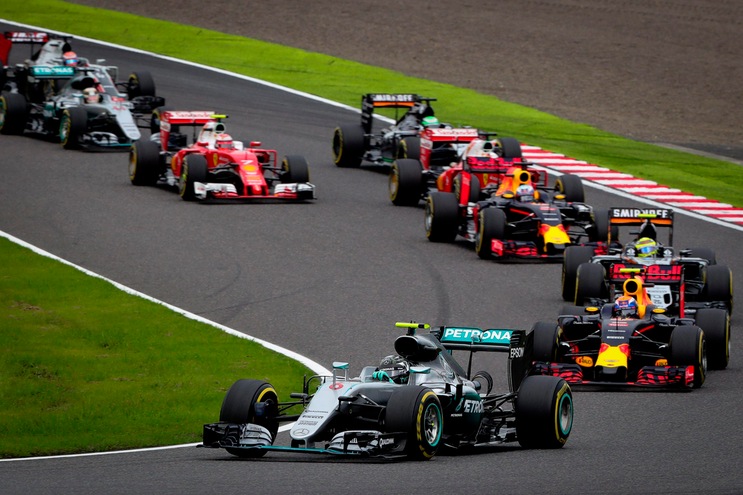 F1, Giappone: Mercedes ritira reclamo contro Verstappen