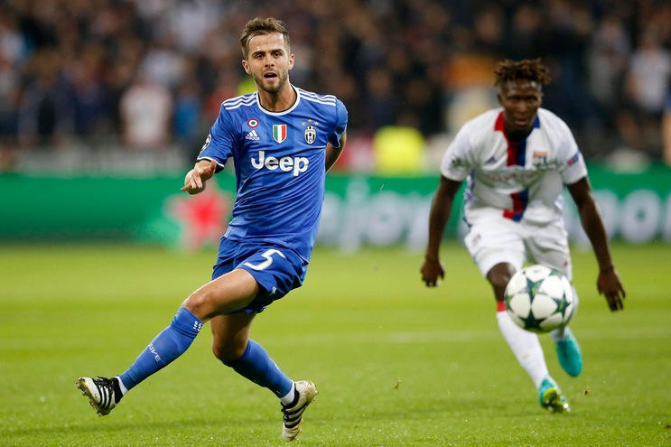 Juventus, Pjanic: «Buffon? Impossibile metterlo in discussione»