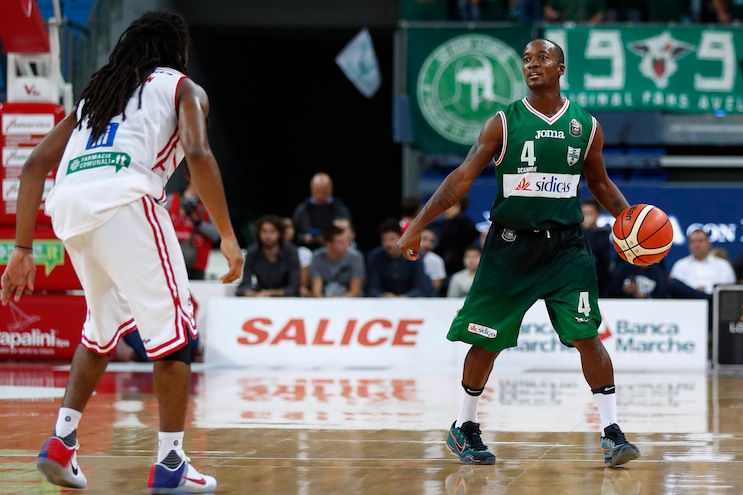 Basket Champions League, Green salva Avellino