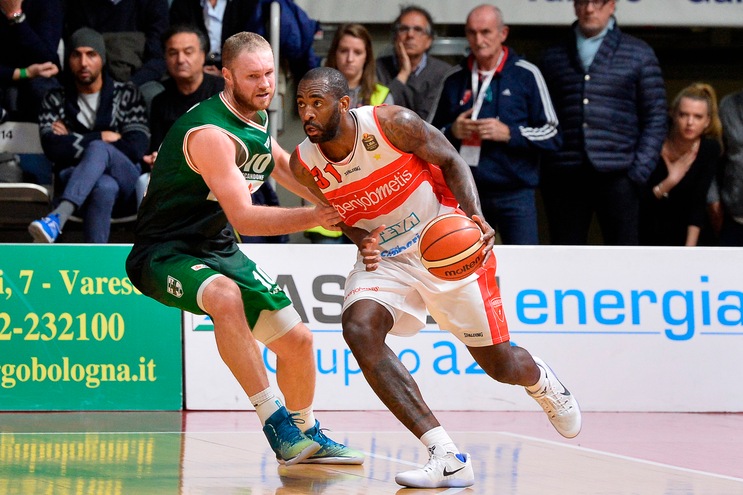 Basket Champions League, Varese travolta a Ventspils