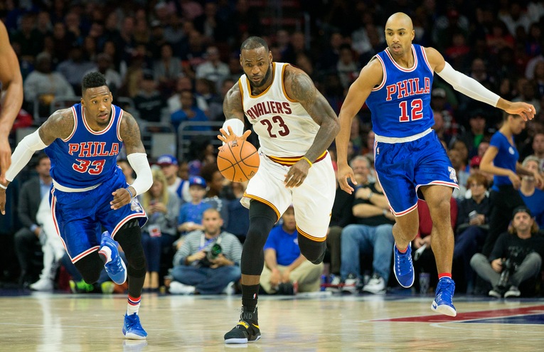 Lebron regola Toronto, Butler sbarca Portland