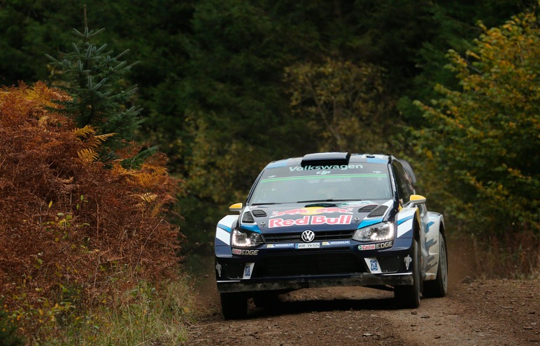 Rally, Australia: Mikkelsen davanti, Ogier vicinissimo