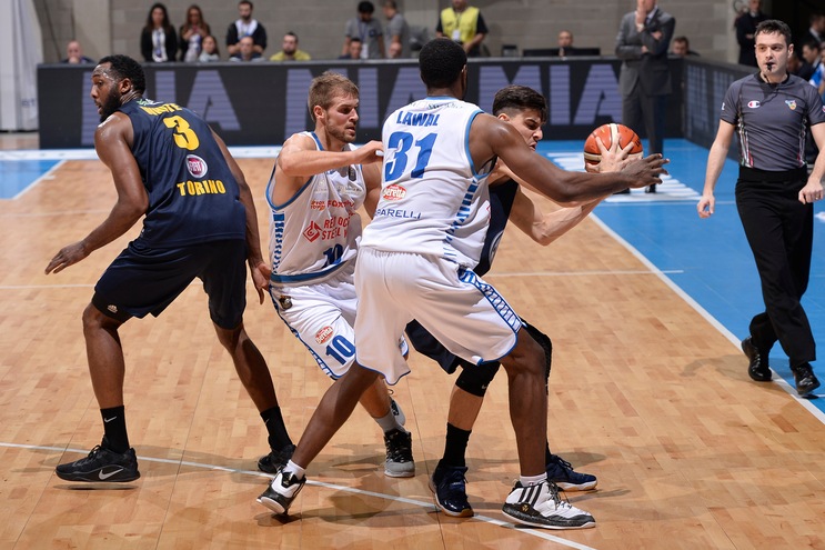 Basket Serie A, Lawal ufficiale a Sassari
