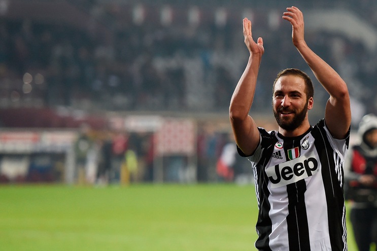 Serie A, Higuain show, quota capocannoniere a 3,50