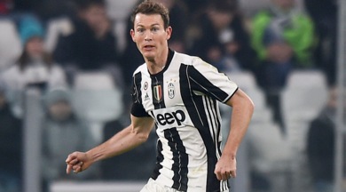 Juve-Milan a Doha: Lichtsteiner verso il no