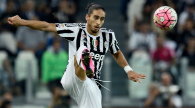 Colpo di scena: Caceres rifiuta l'offerta del Milan