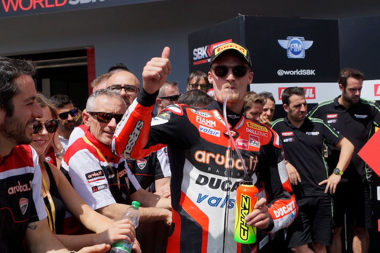 Sbk, Germania: doppietta Davies, Melandri terzo