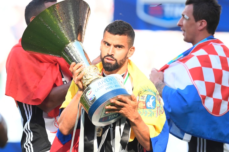 Juventus, Rincon: «Vincere crea dipendenza. Ora capisco Buffon»