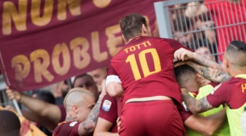 Roma-Genoa 3-2: Totti, l'addio è da Champions