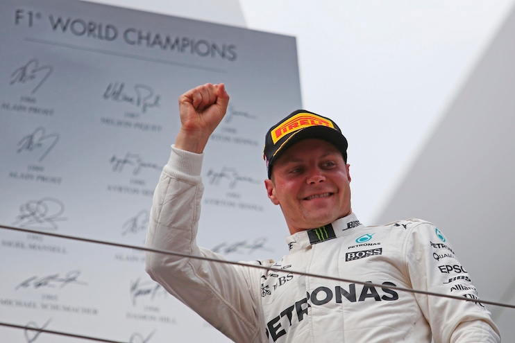 F1: felicità Bottas, delusione Hamilton