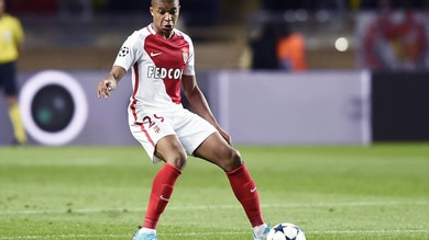 Calciomercato, Mbappé: futuro a metà tra Monaco e Real