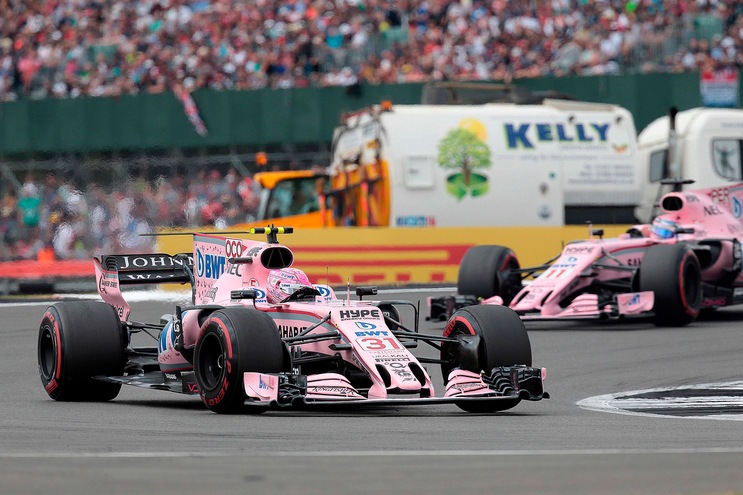 F1 Force India, Ocon: «Perez, più attenzione nei duelli in pista»