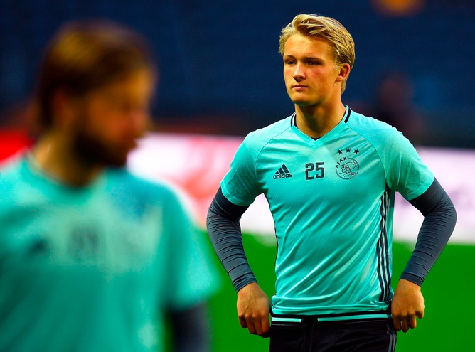 Milan all’attacco: c’è Kalinic, Dolberg il piano B