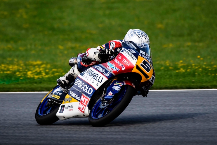 Moto3 Silverstone: pole a Fenati