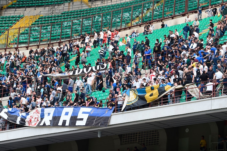 Padre e figlia 10 anni malmenati da ultras dell'Inter 